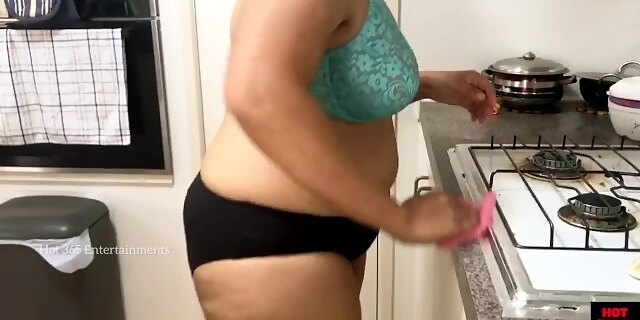 amateur,arab,bbw,big ass,desi,exclusive,indian,indian wife,kitchen,lady,milf,mom,multiracial,pakistani,sexy,solo,verified,voyeur,wife,