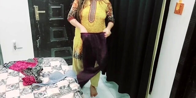 amateur,ass,big ass,big tits,blowjob,female orgasm,fucking,indian,mature,milf,mom,mother,pakistani,verified,